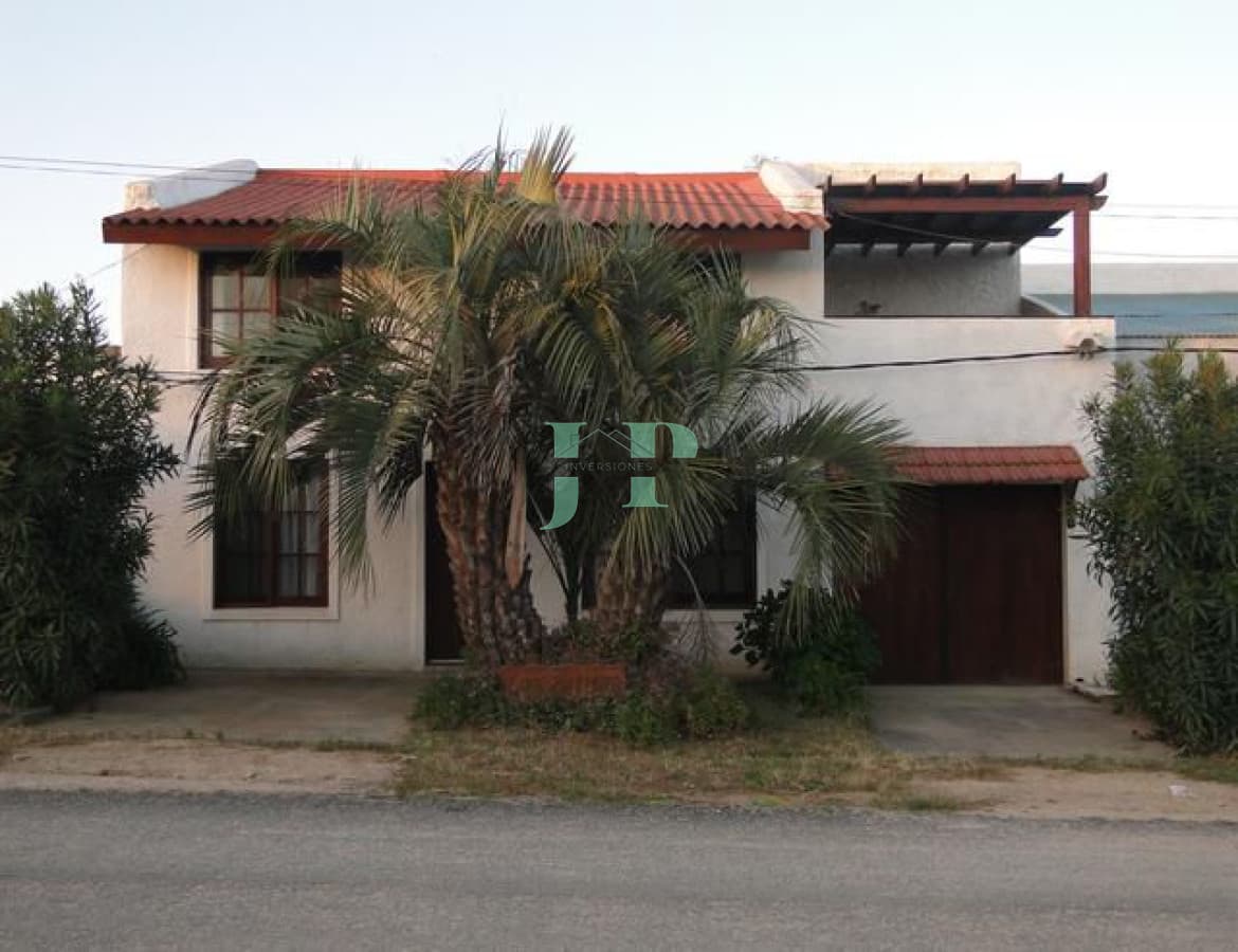Casa en Manantiales, Manantiales