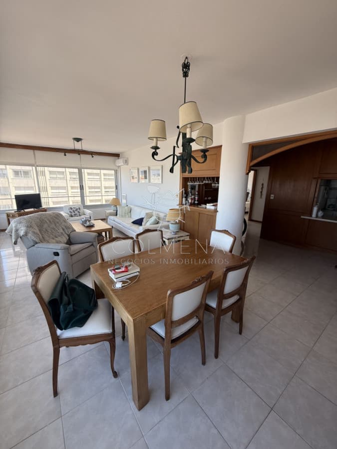 Apartamento en Península, Punta del Este