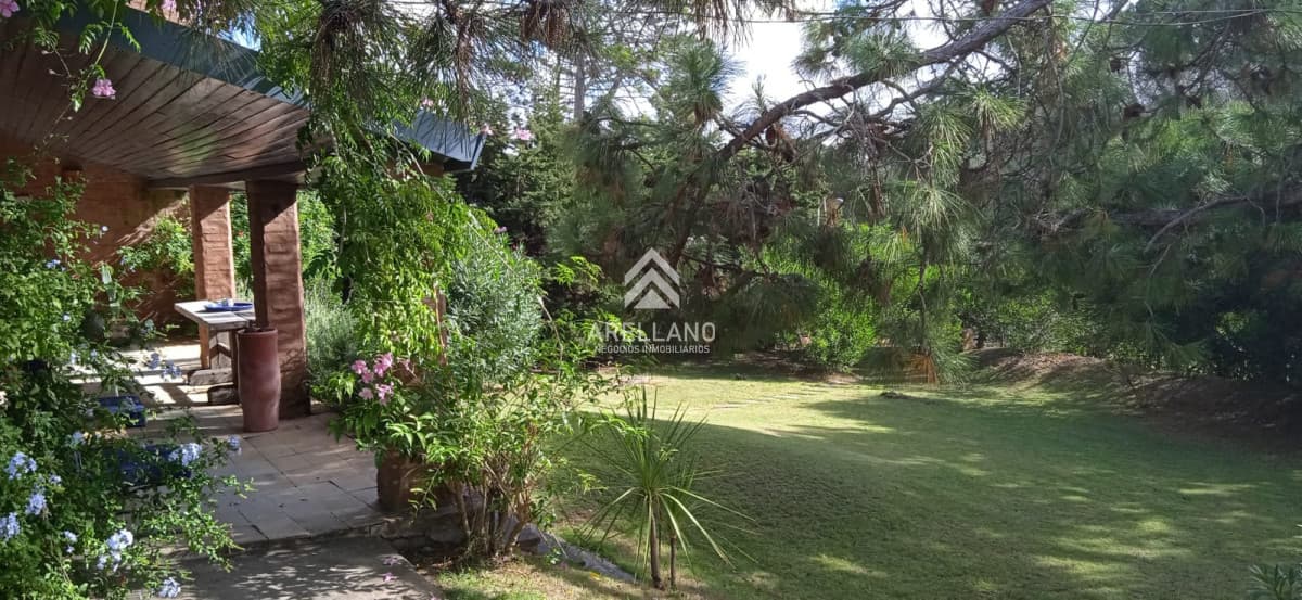 Casa ID.6600 - Venta casa 4 dormitorios La Barra