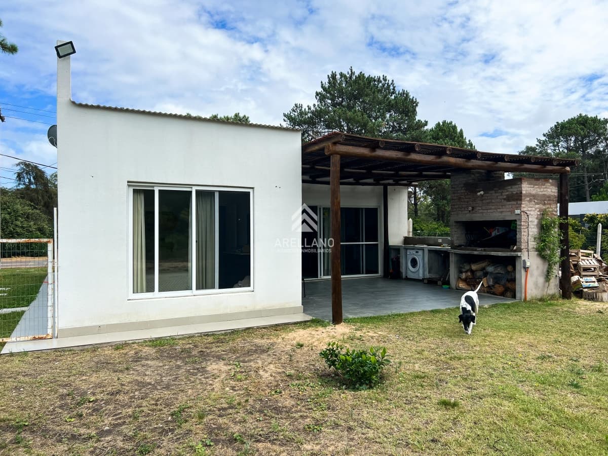 Casa ID.5535 - Venta Casa 2 dormitorios a Estrenar en La Barra