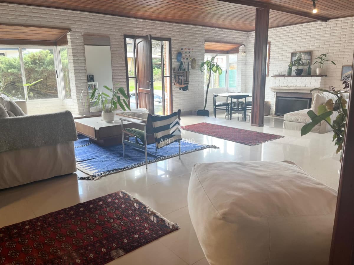 Casa ID.5684 - Alquiler temporada en Manantiales a metros del mar.