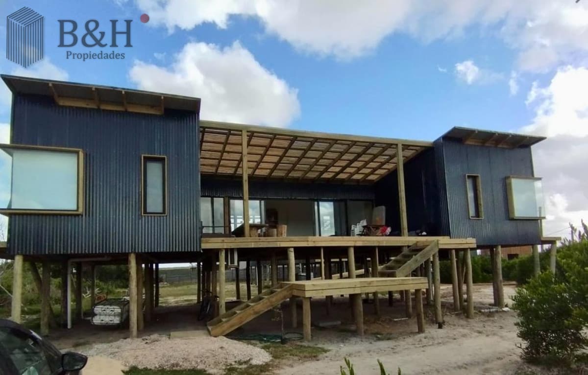Casa con vista a la laguna!