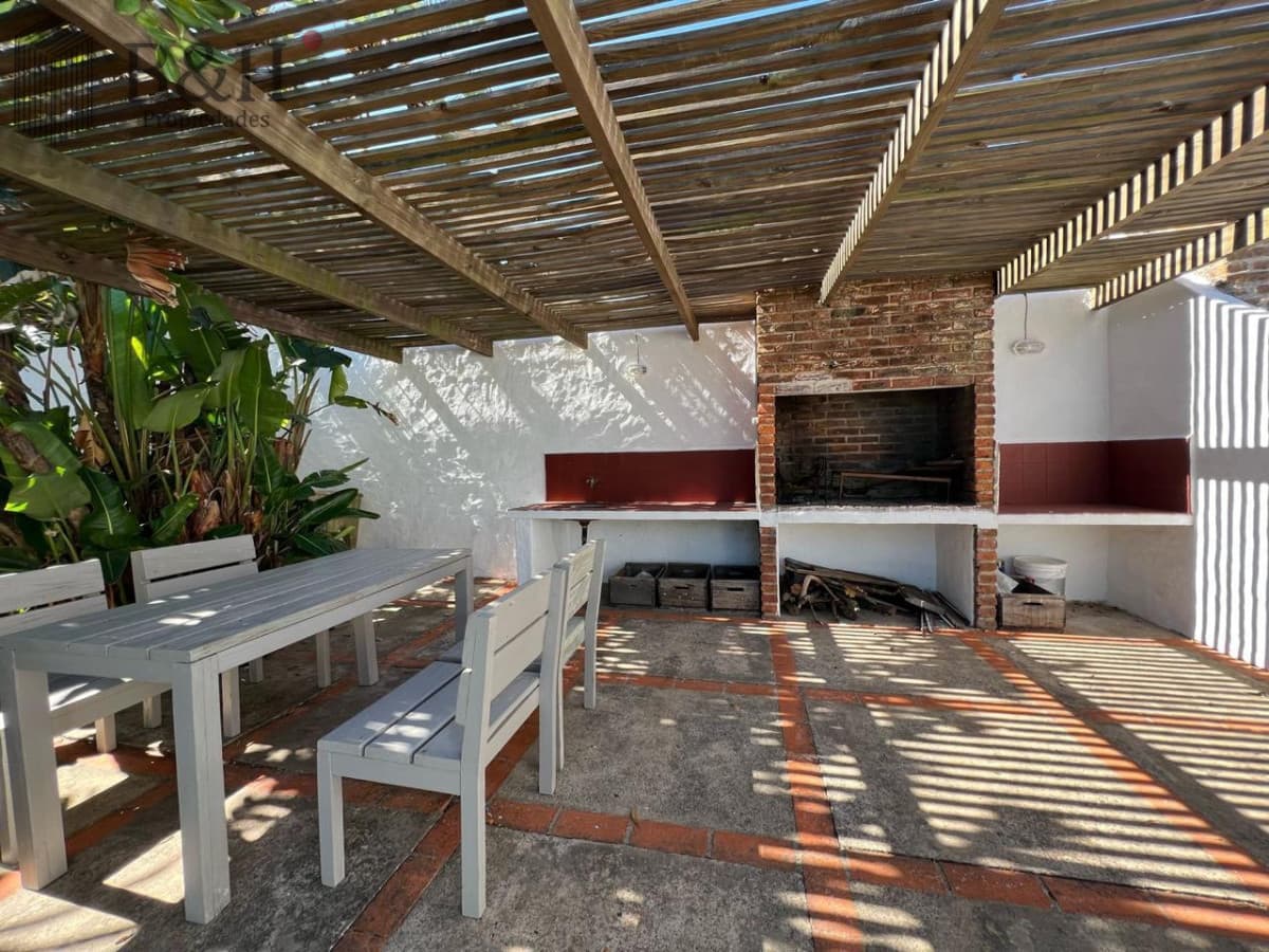 CASA EN BIKINI