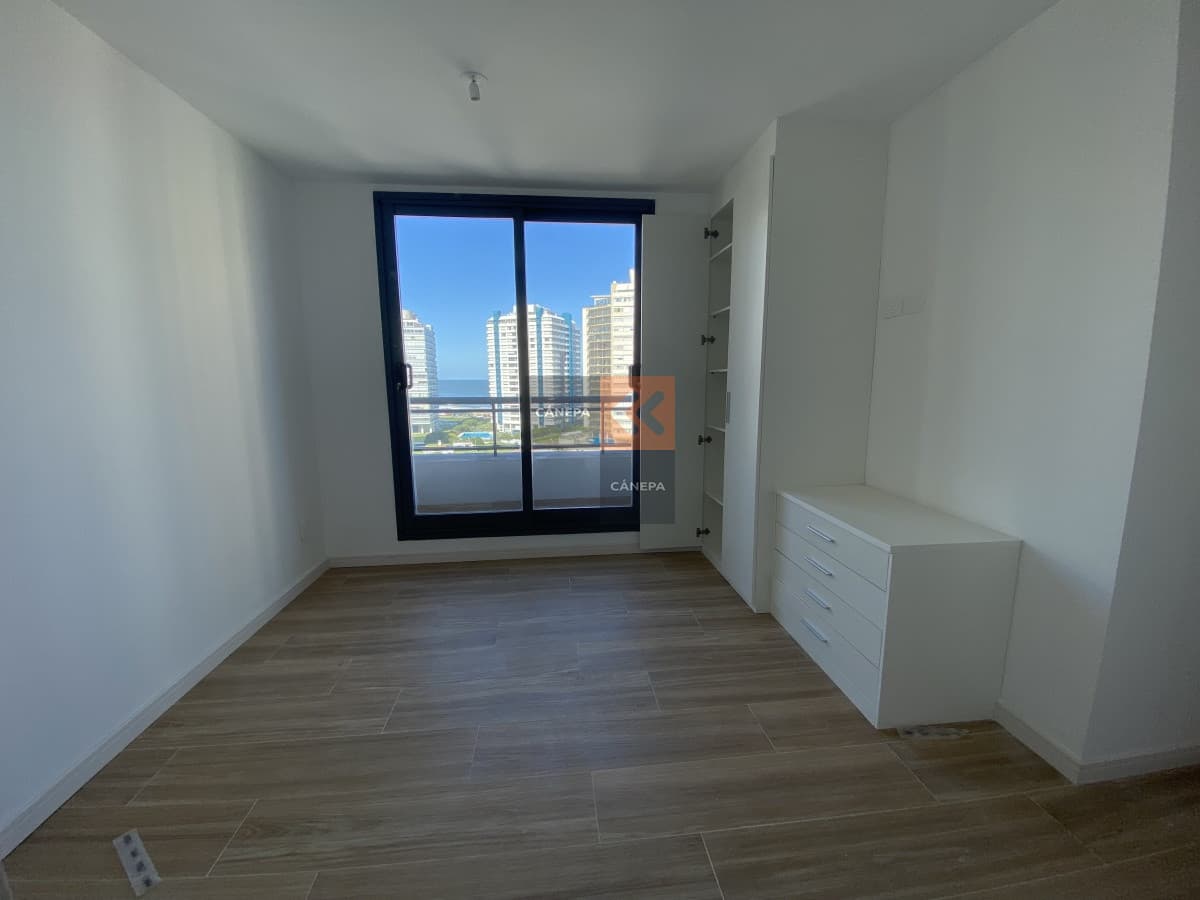 Apartamento en Brava a pasos del mar- Punta del Este