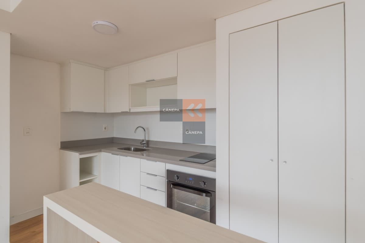 Venta con renta apartamento de 1 dormitorio en Malvin