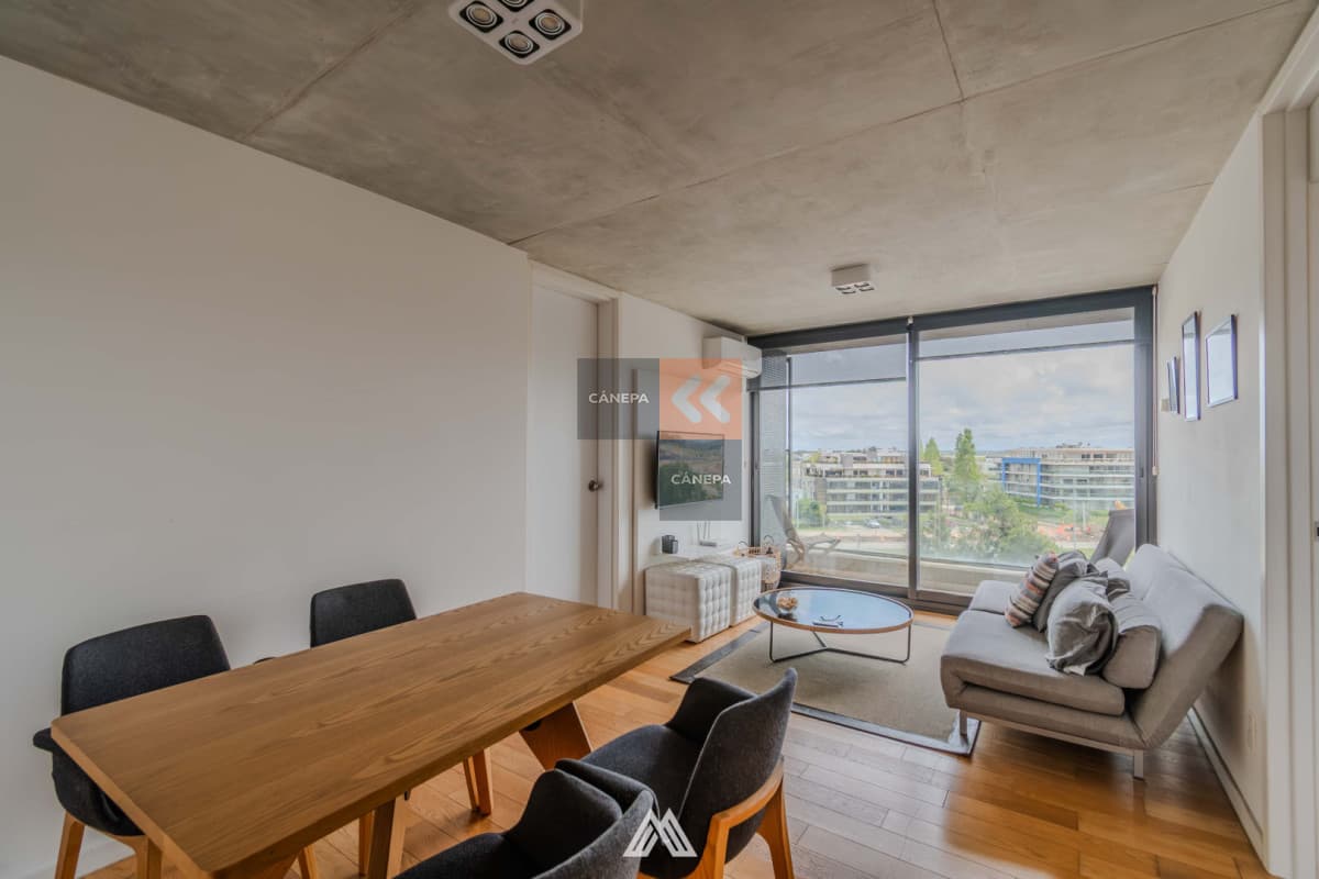 Venta apartamento de 1 dormitorio sobre Av. de las Américas
