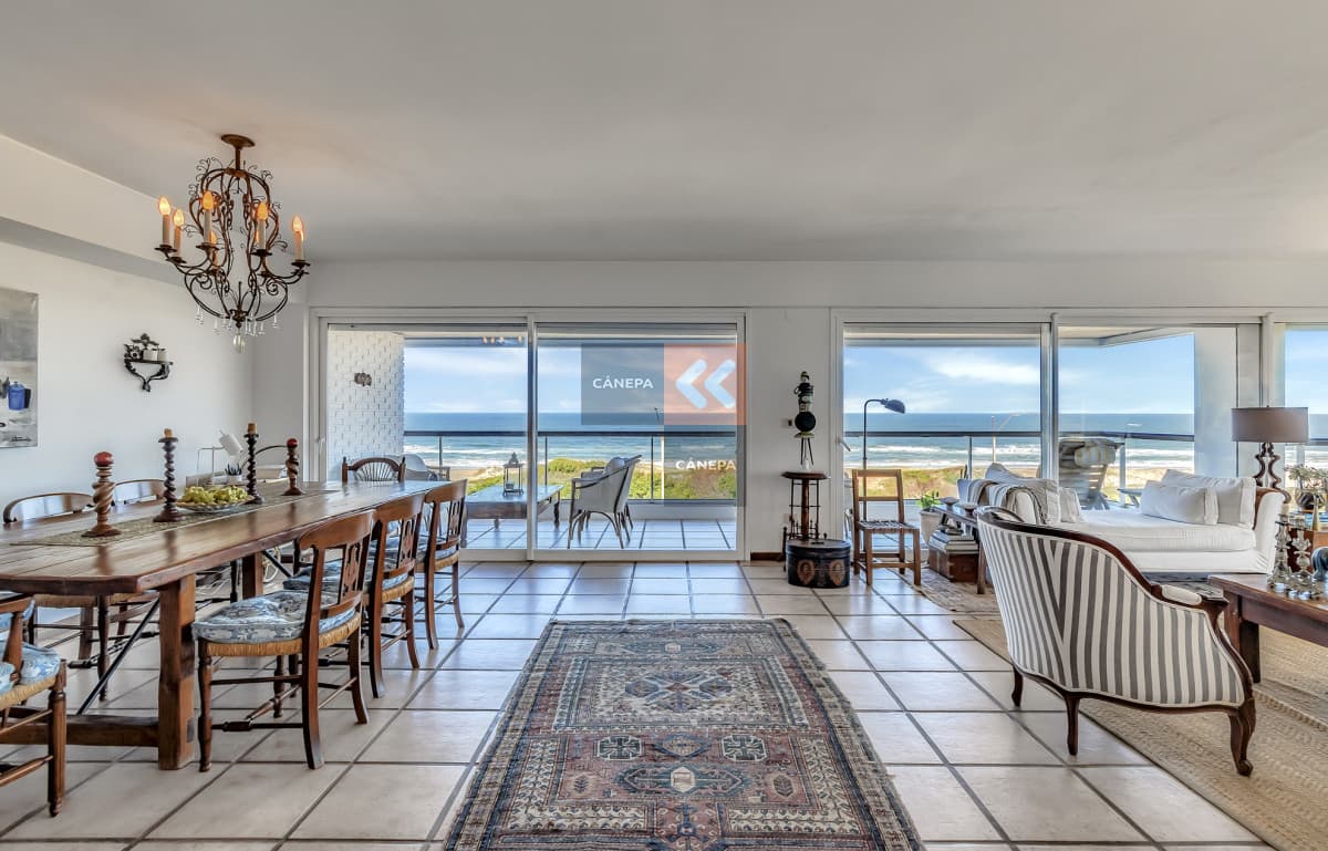 Departamento en venta de 3 dormitorios en suite