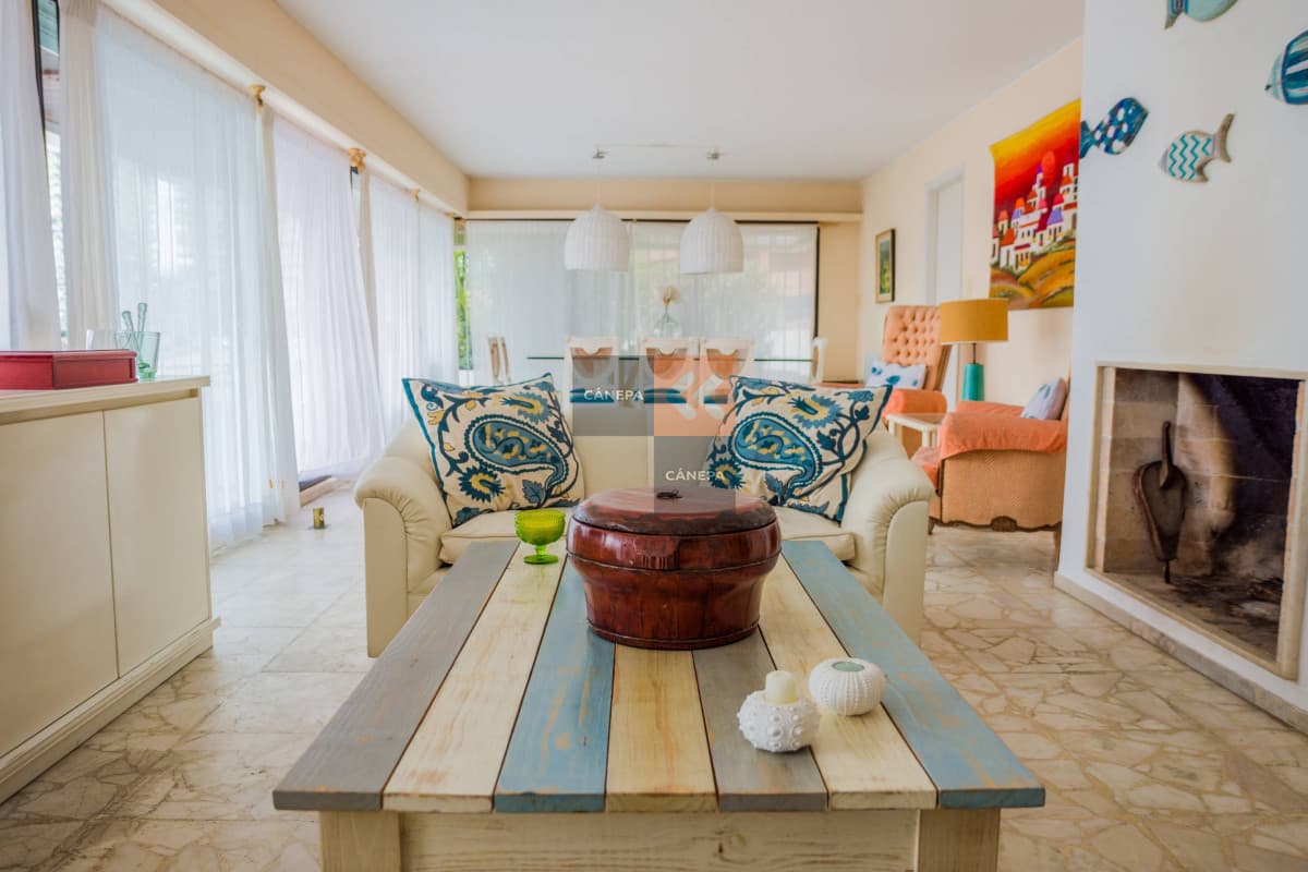 Apartamento estilo casa vista plena al mar