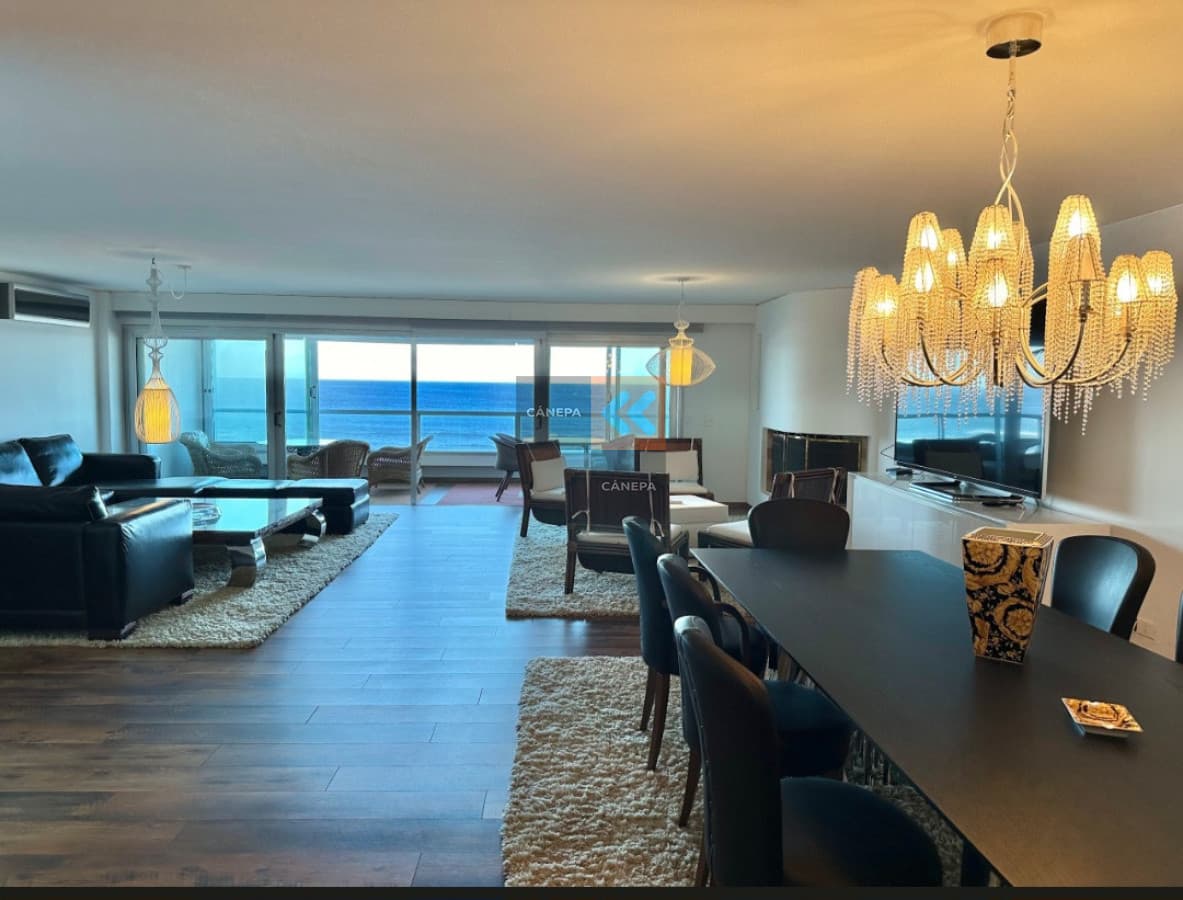 Departamento de 3 dormitorios en venta