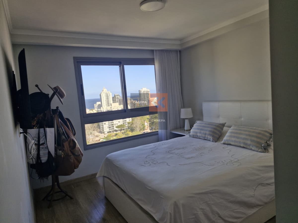 Apartamento de dos dormitorios en alquiler temporal