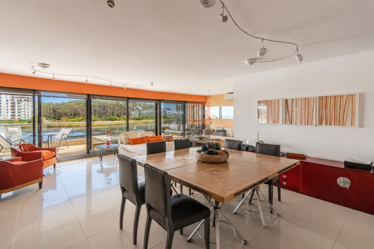 Apartamento en venta con excepcional vista
