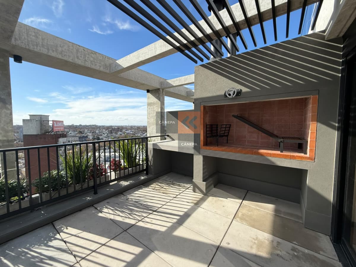 Venta apartamento de 1 dormitorio + terraza con parrillero propio en Parque Batlle