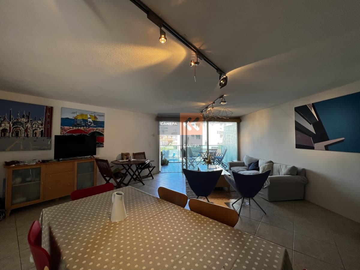 Apartamento amplio en alquiler temporal