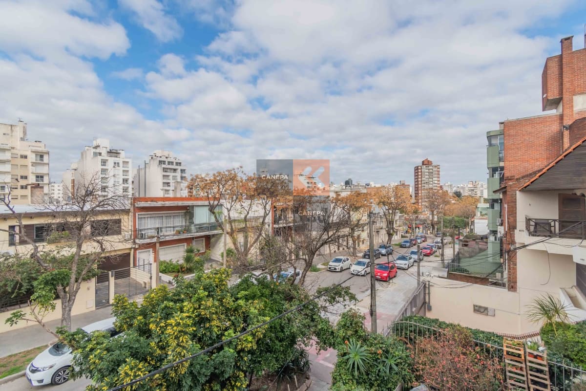 Venta con renta apartamento en Pocitos 1 dormitorio