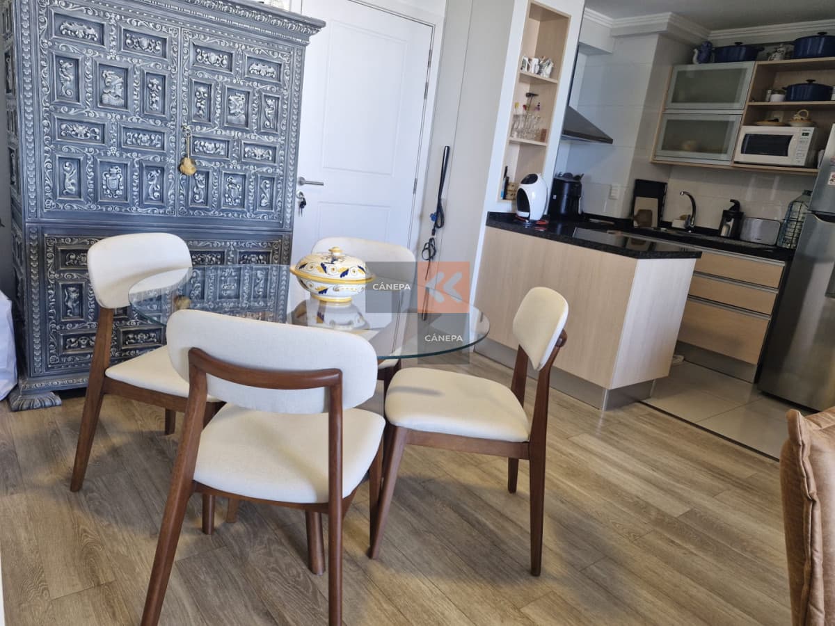 Apartamento de dos dormitorios en alquiler temporal