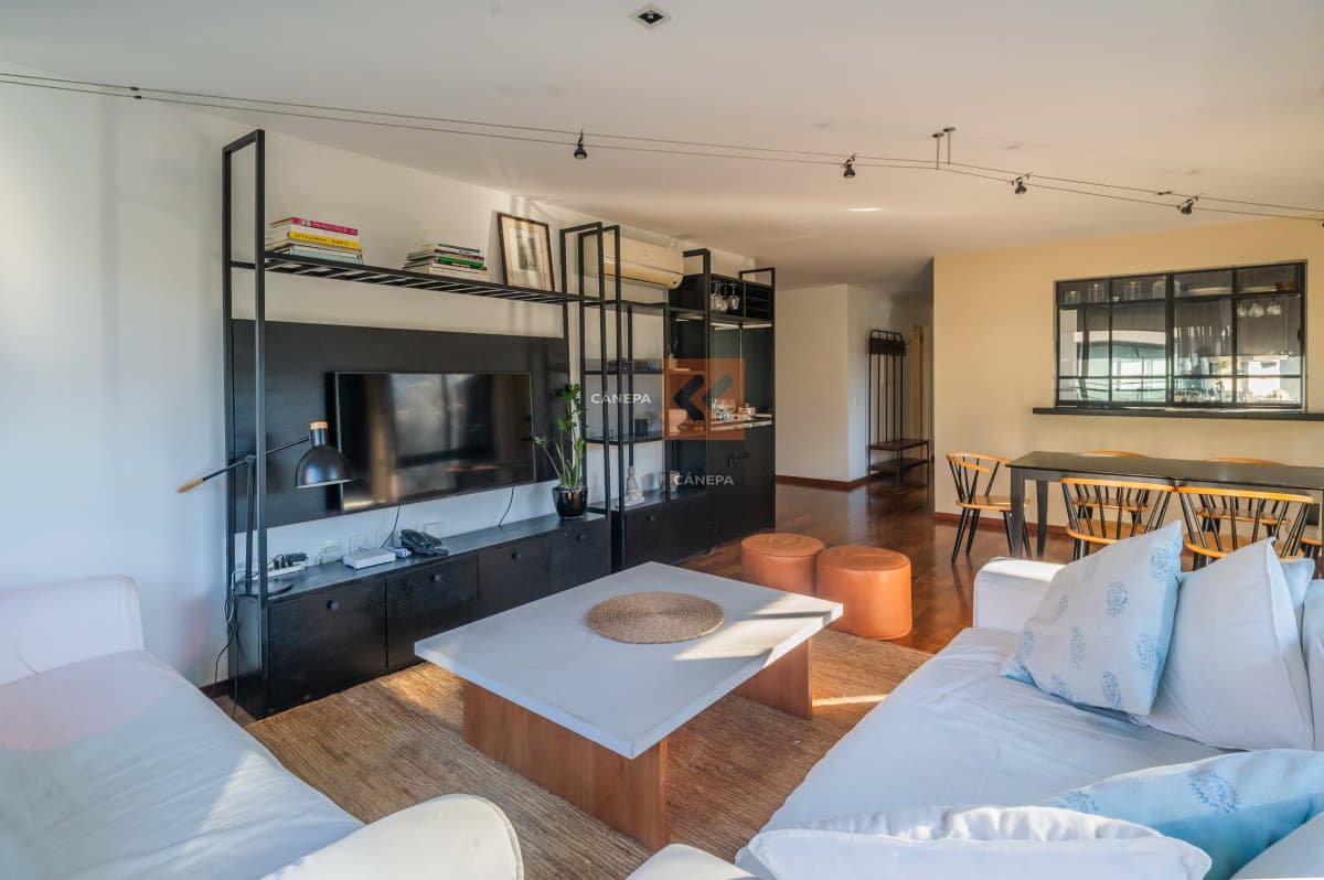 Venta apartamento de 2 dormitorios en Carrasco Norte