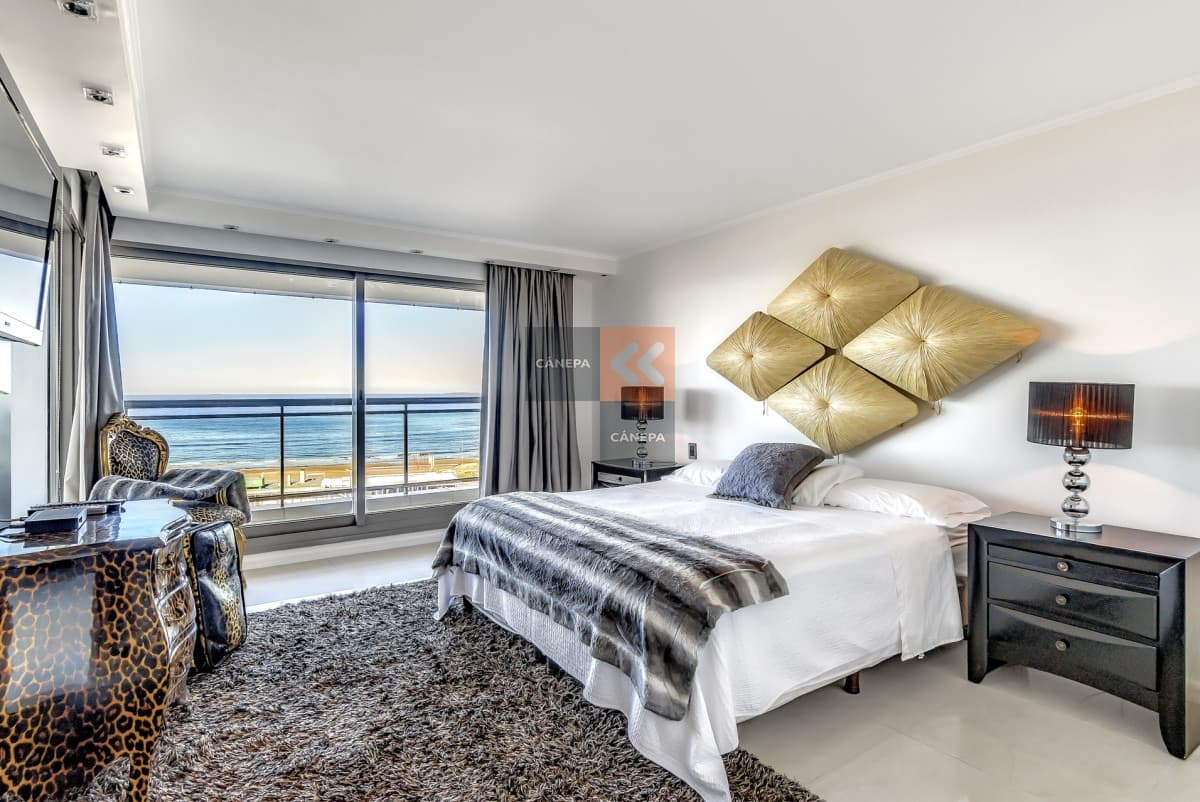 Espectacular departamento Premium Playa Brava