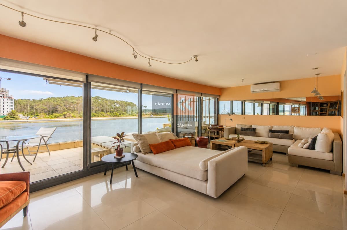 Apartamento en venta con excepcional vista