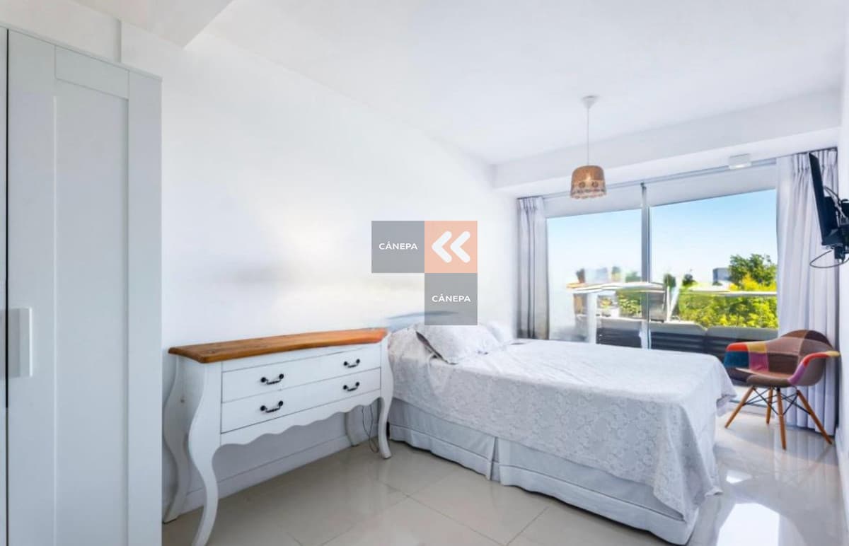Apartamento en Manantiales primera linea