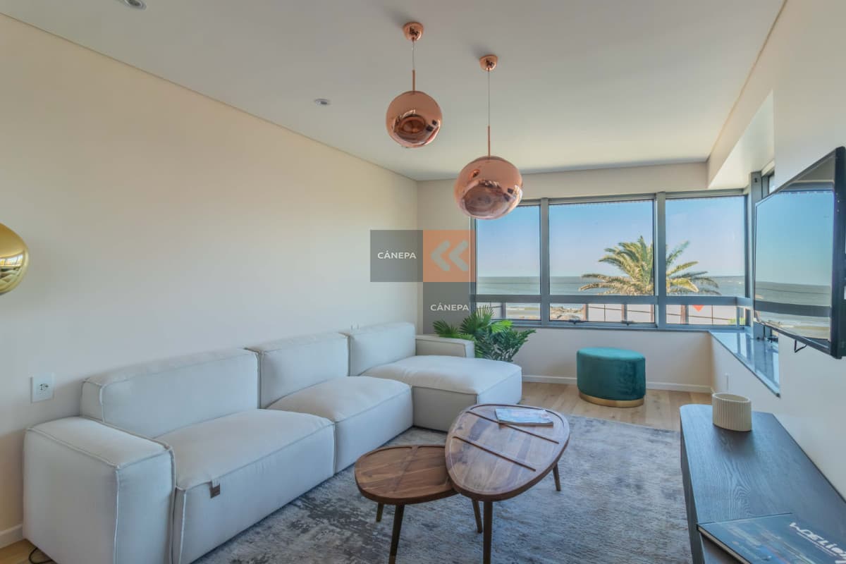 Venta apartamento de 2 dormitorios en Carrasco Sur