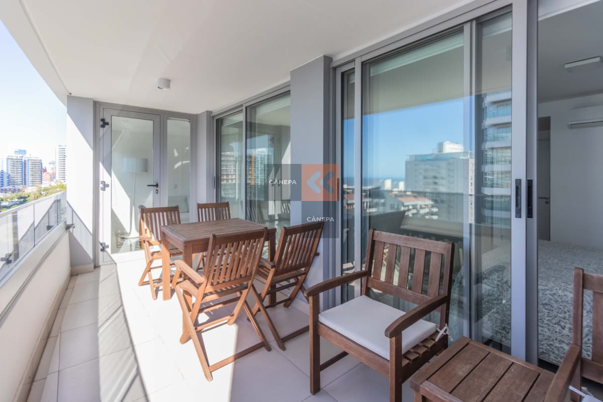 Departamento en venta en la zona de Aidy Grill cercano al mar