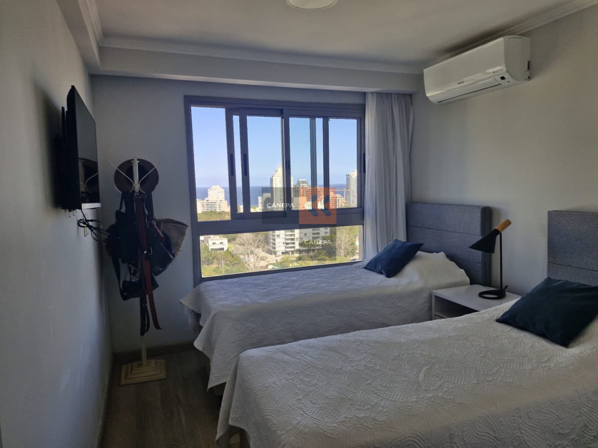 Apartamento de dos dormitorios en alquiler temporal