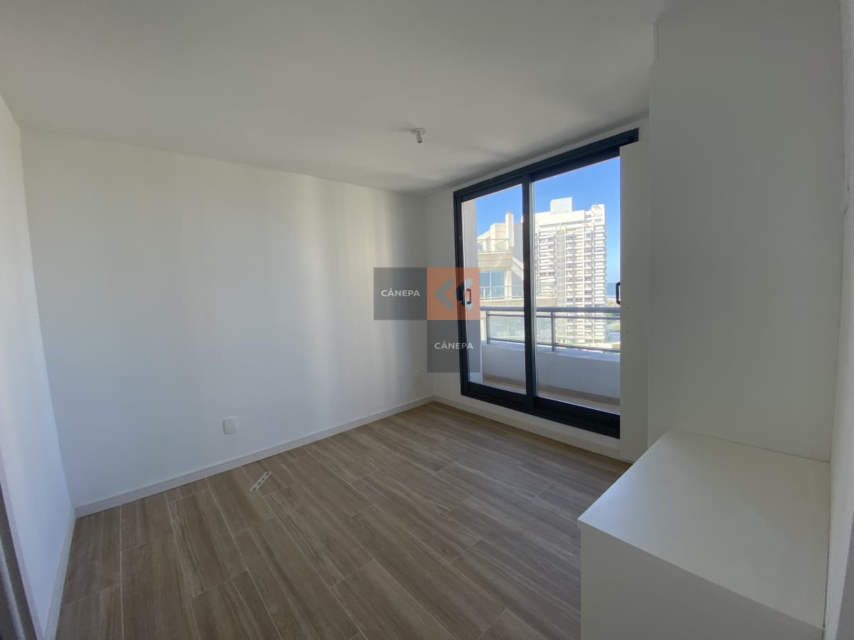 Apartamento en Brava a pasos del mar- Punta del Este