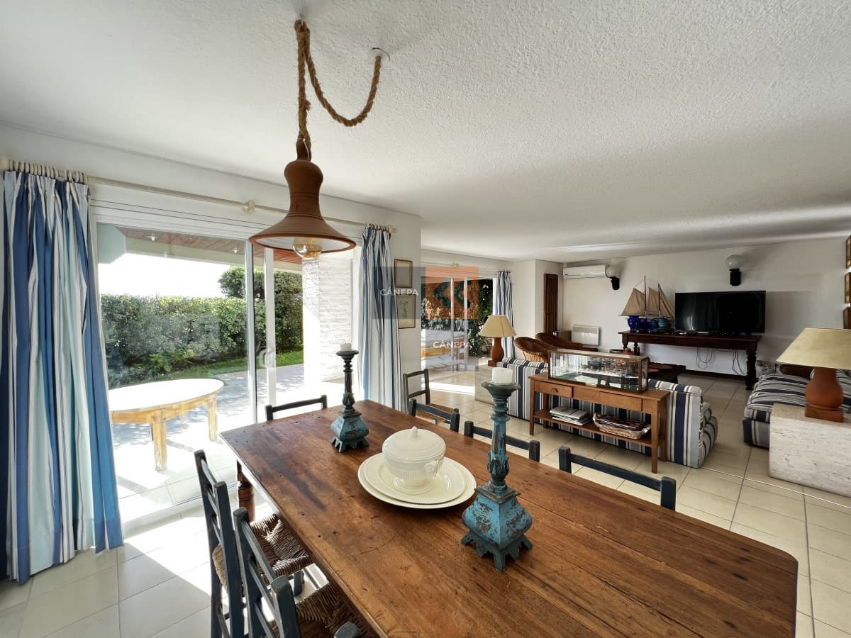 Alquiler de Verano con vista al puerto, disponible Febrero