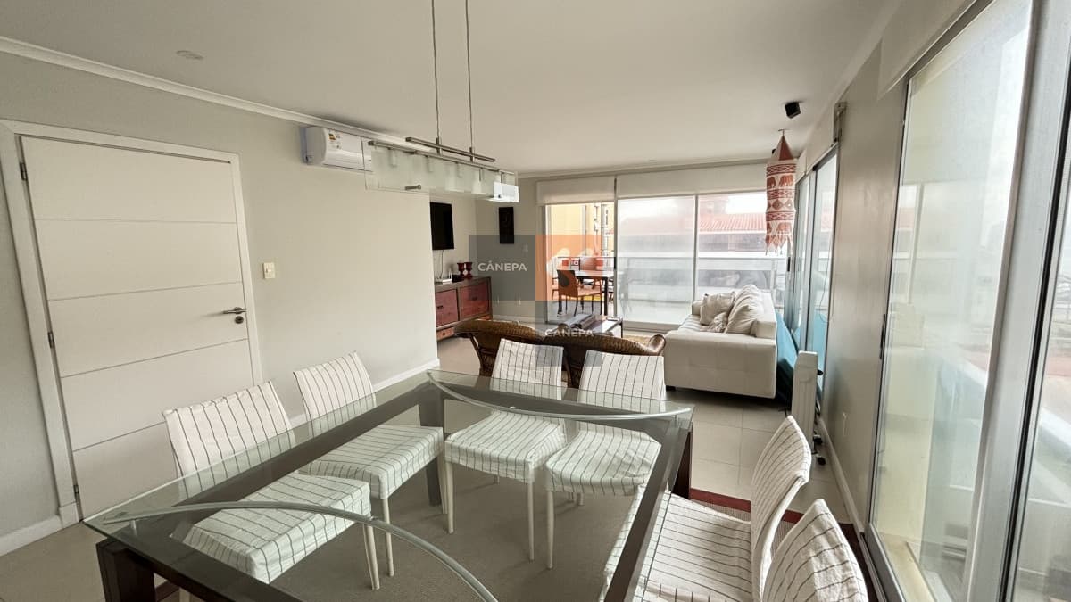 Departamento en la Península terraza con Parrillero