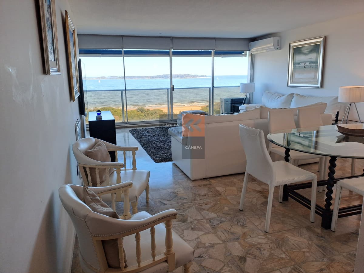 Departamento en venta de 3 dormitorios