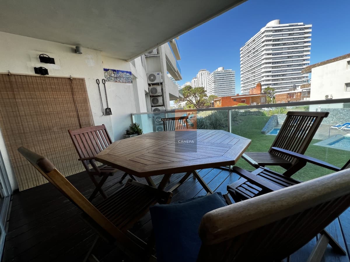 Apartamento amplio en alquiler temporal