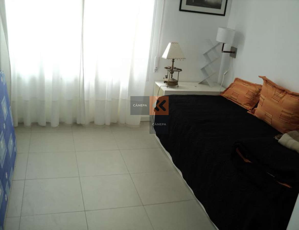 Apartamento muy bien ubicado en edificio con todos los servicios