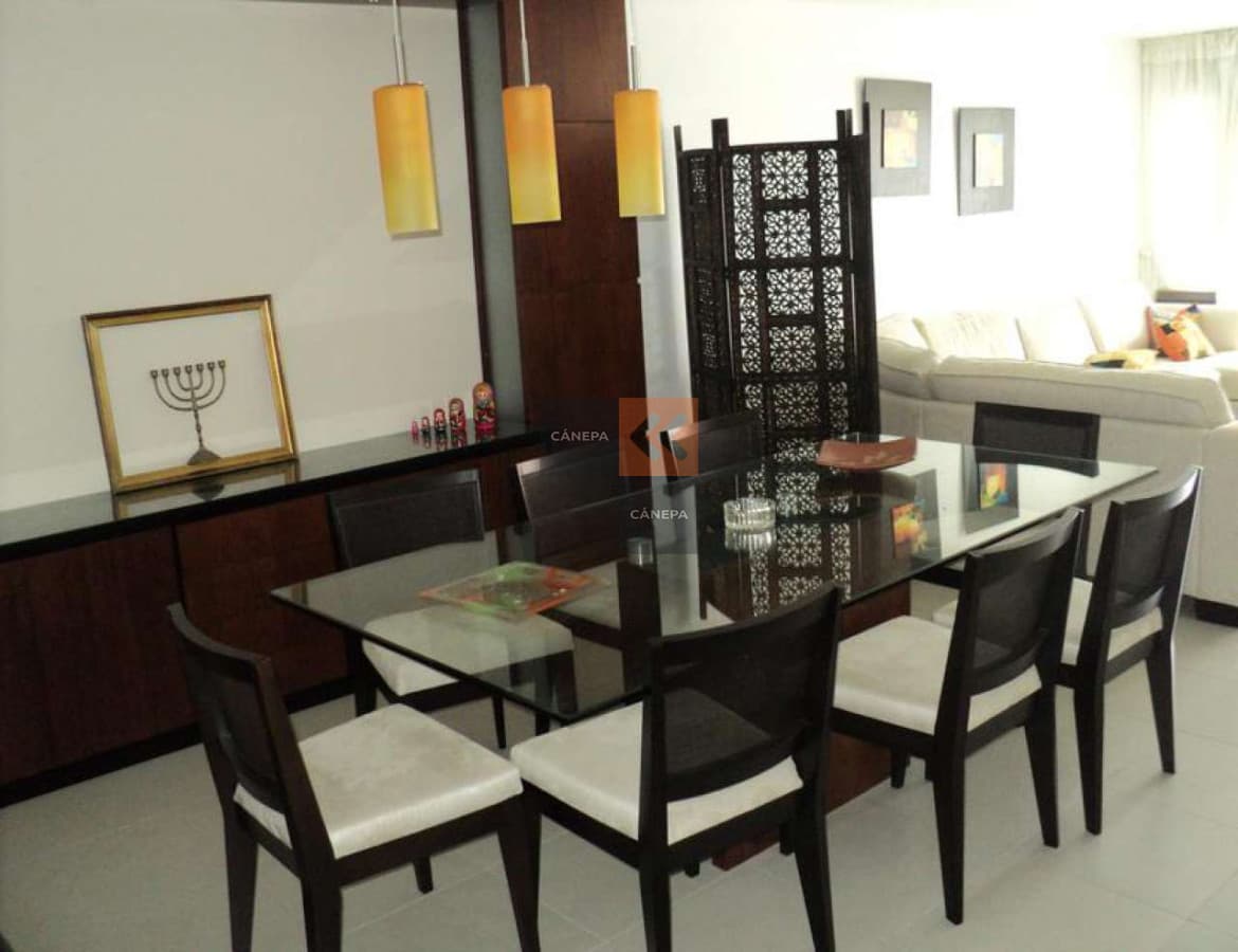 Apartamento muy bien ubicado en edificio con todos los servicios