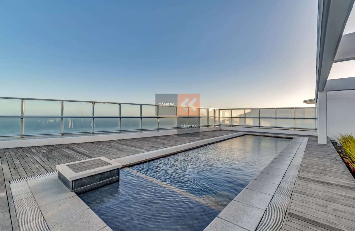Penthouse en edificio de categoria