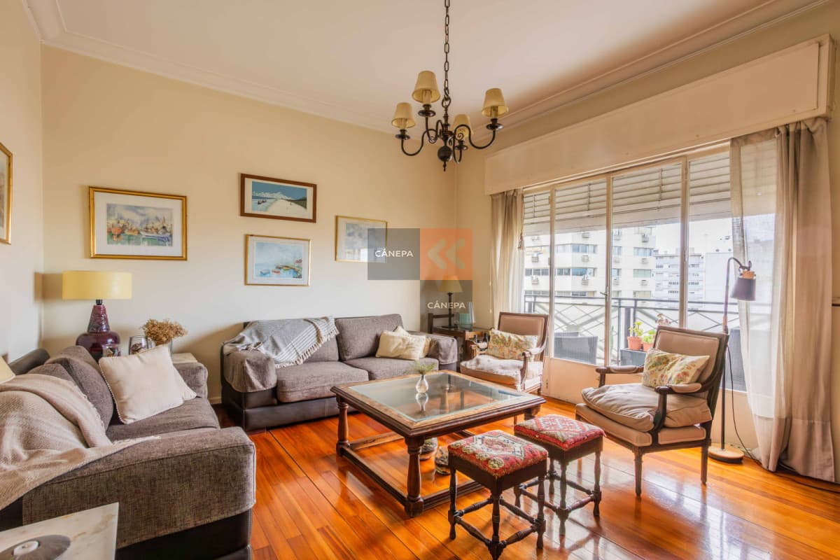 Venta apartamento de 3 dormitorios en Cordón