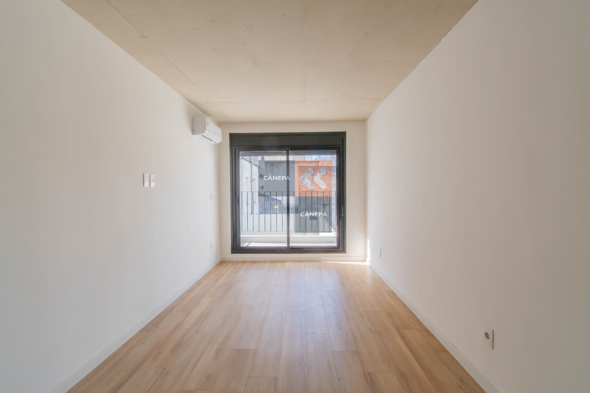 Venta con renta apartamento de 1 dormitorio en Cordón