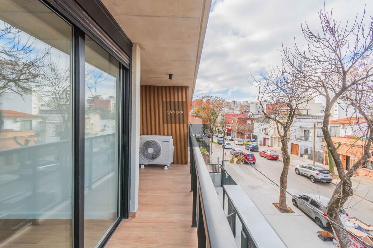 Venta con renta apartamento en Pocitos 1 dormitorio