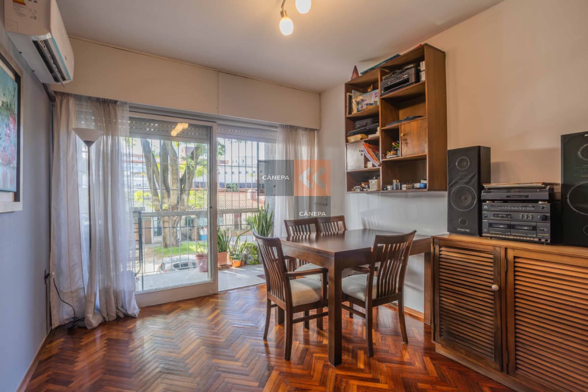 Venta apartamento de 2 dormitorios amueblado en La Blanqueada