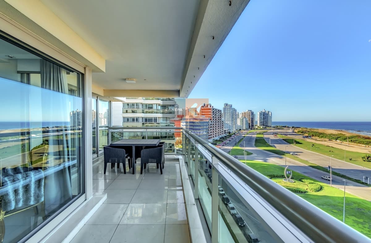 Espectacular departamento Premium Playa Brava