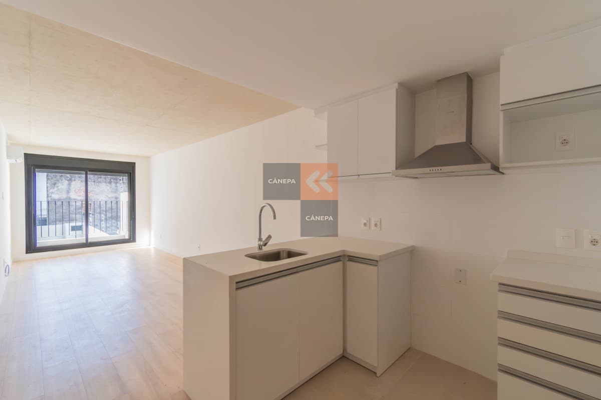 Venta con renta apartamento de 1 dormitorio en Cordón