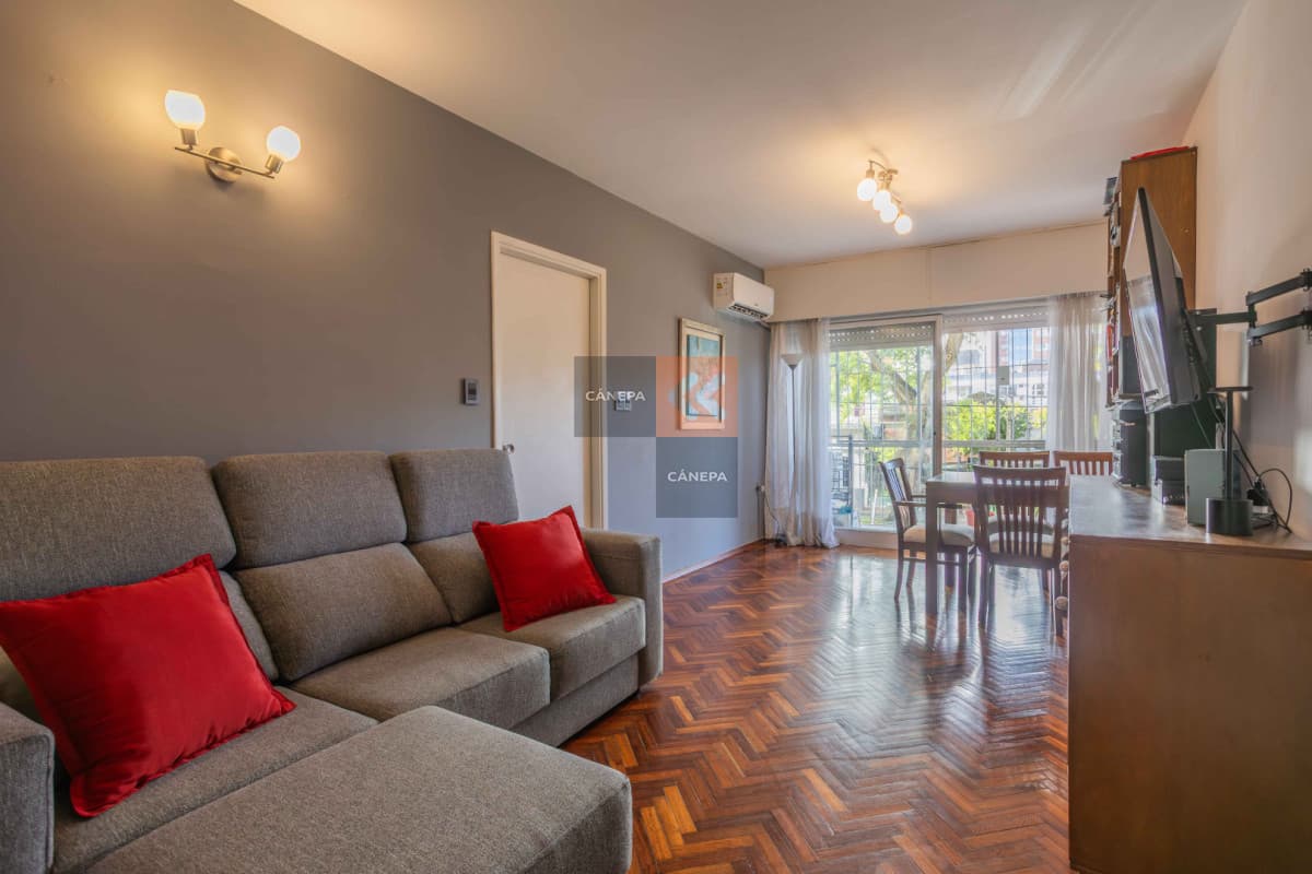 Venta apartamento de 2 dormitorios amueblado en La Blanqueada