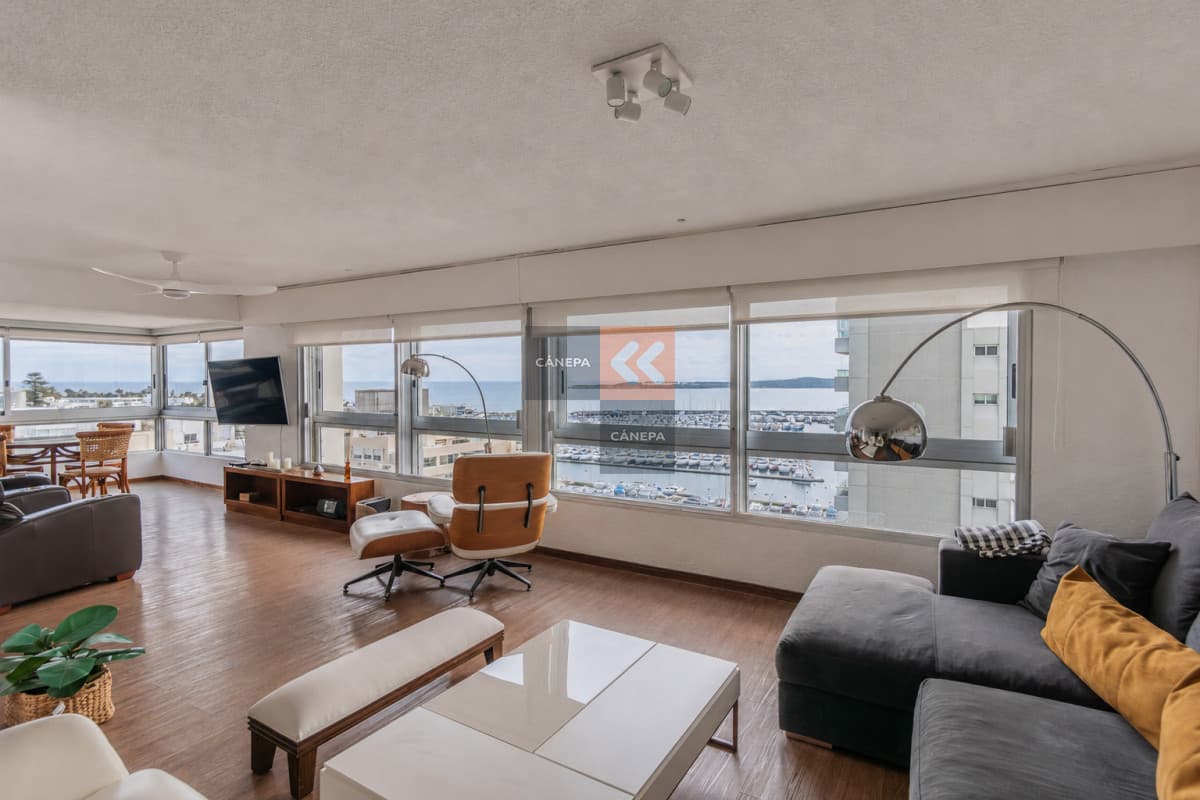 Departamento en venta de 3 dormitorios en Península con excelente vista