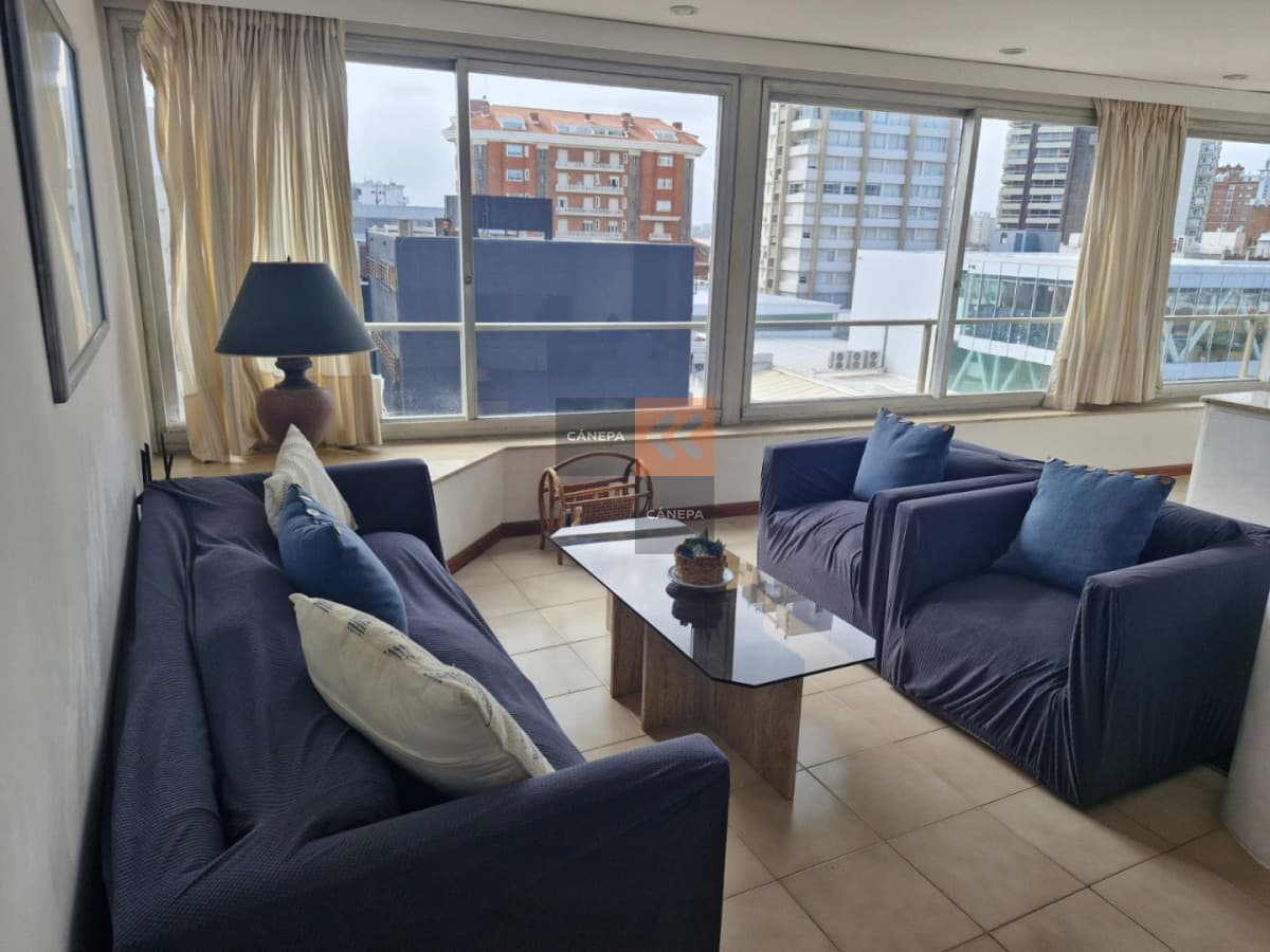 Departamento en venta de dos dormitorios en Peninsula
