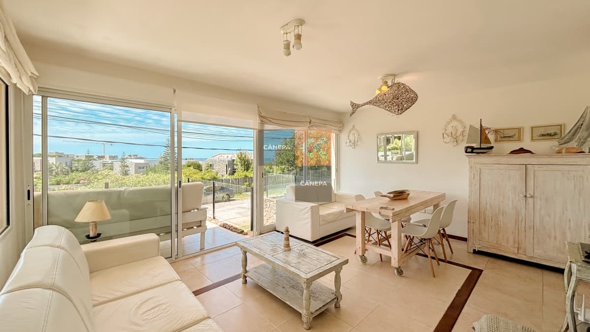 Apartamento en Manantiales con gran terraza