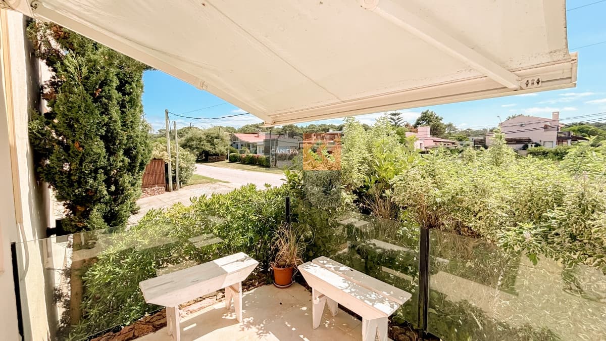 Apartamento en Manantiales con gran terraza