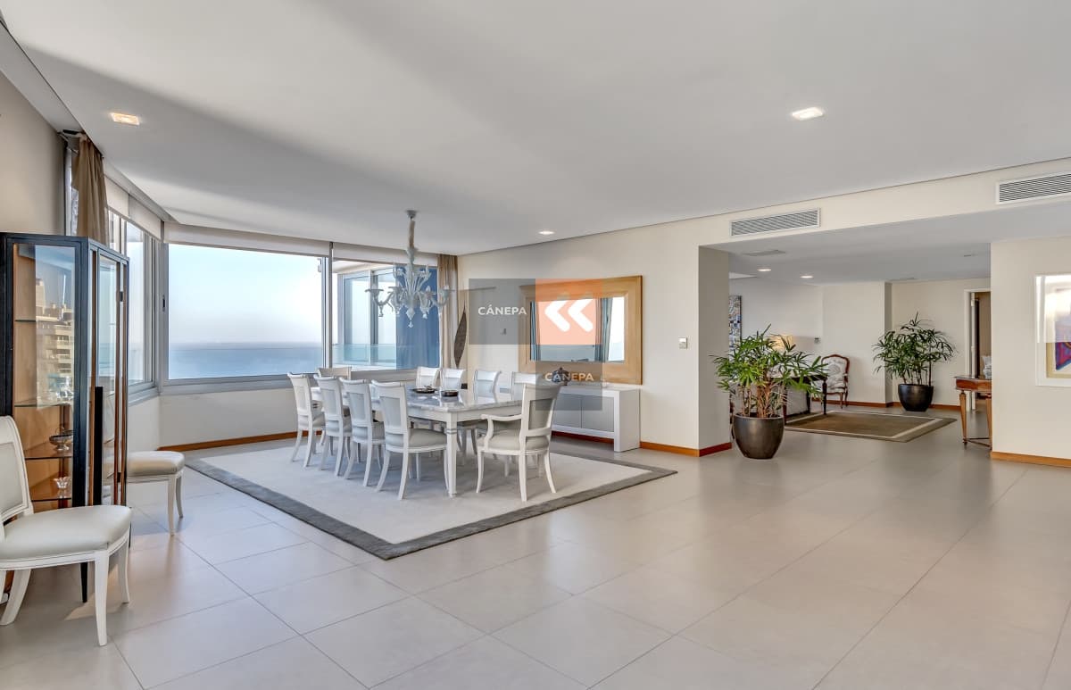 Penthouse en edificio de categoria
