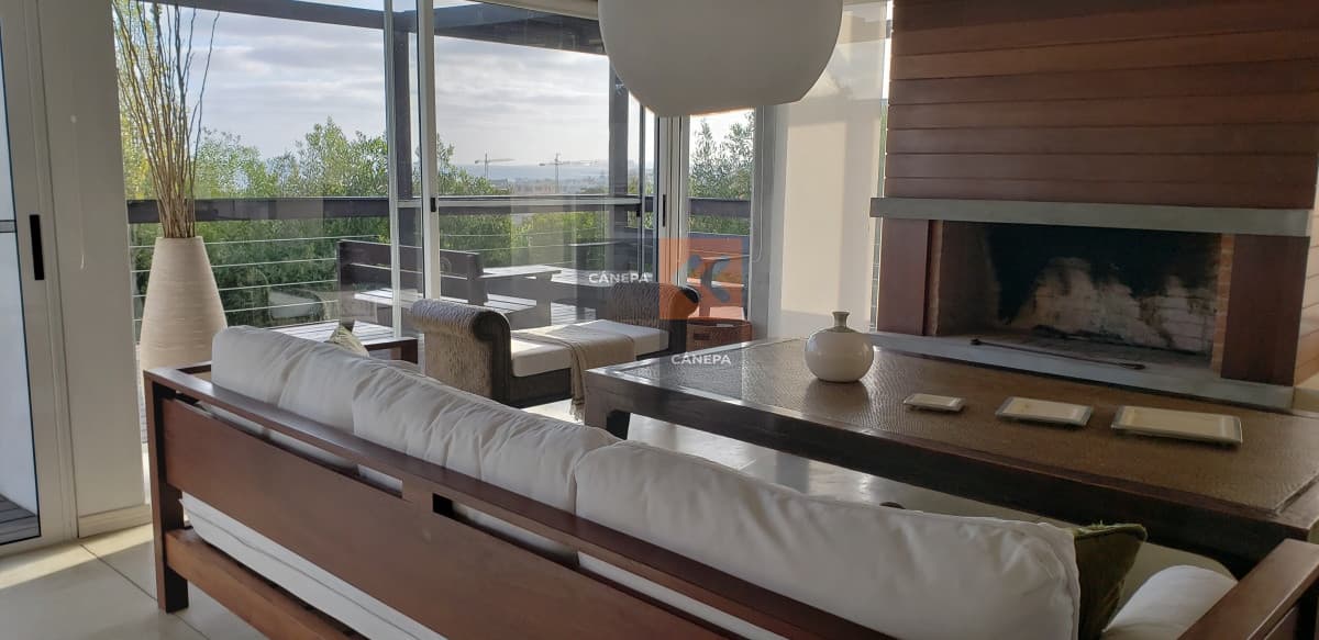 Casa minimalista con vista al mar en Punta Piedra. ESPECTACULAR VISTA