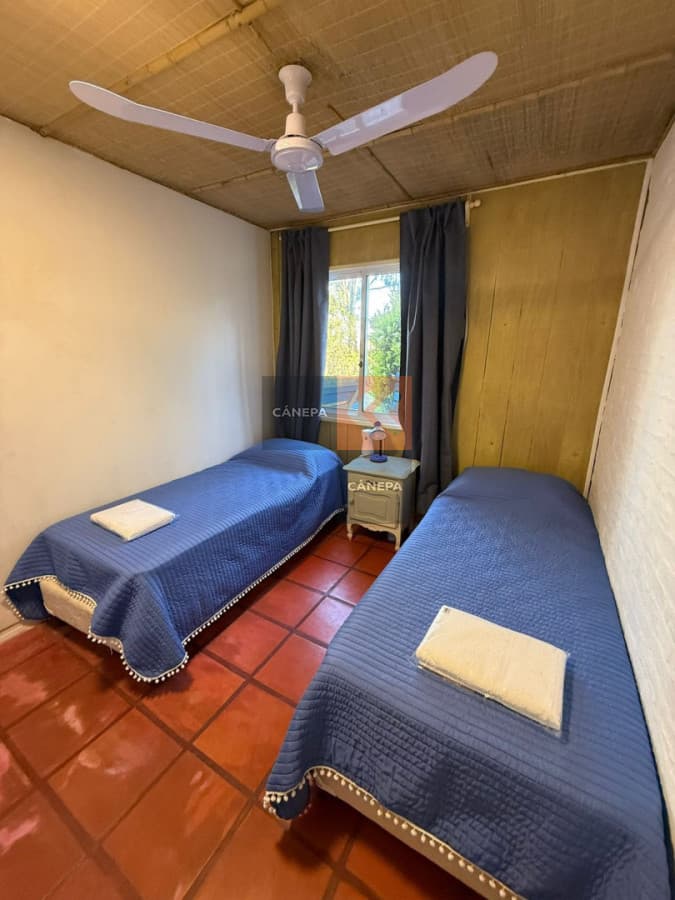 Casa en Manantiales a la venta