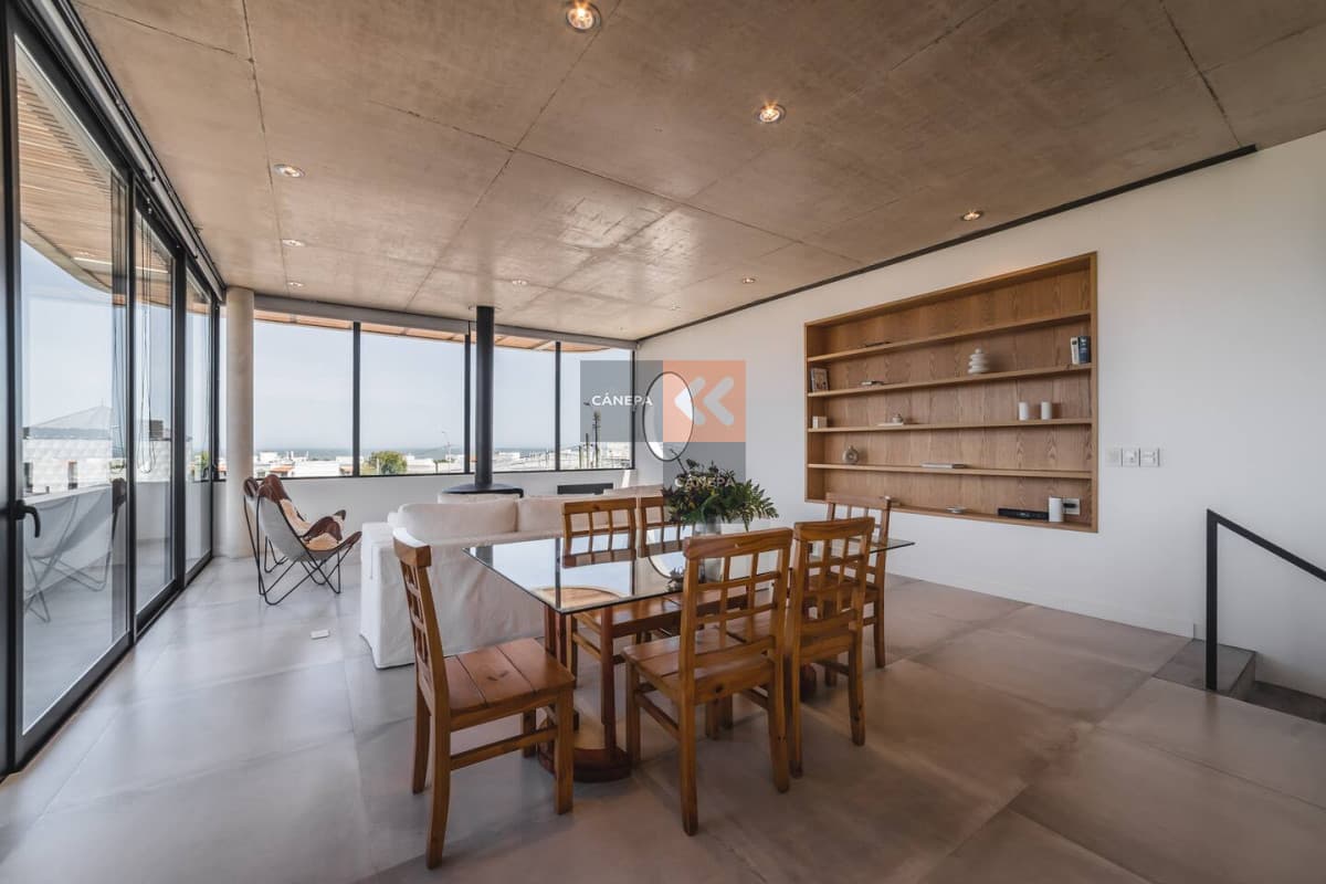 Excelente casa de diseño de 3 dormitorios