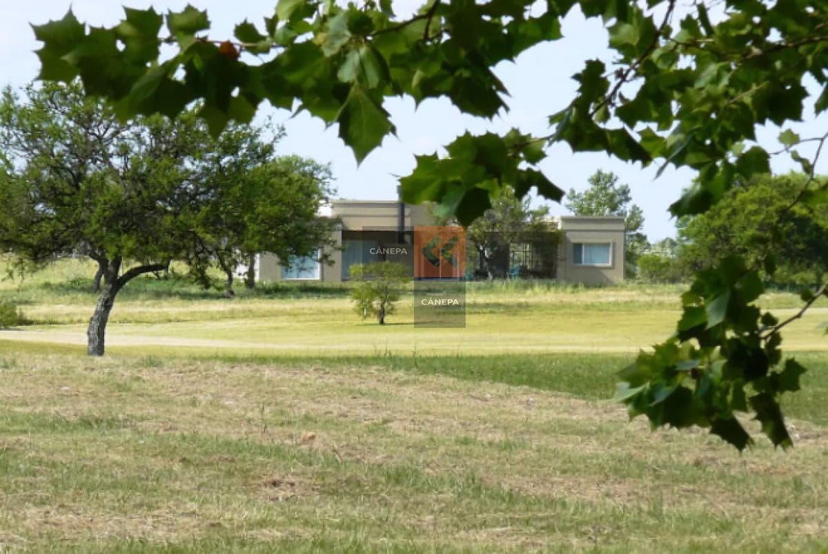 Casa en fraccionamiento de chacras a la venta